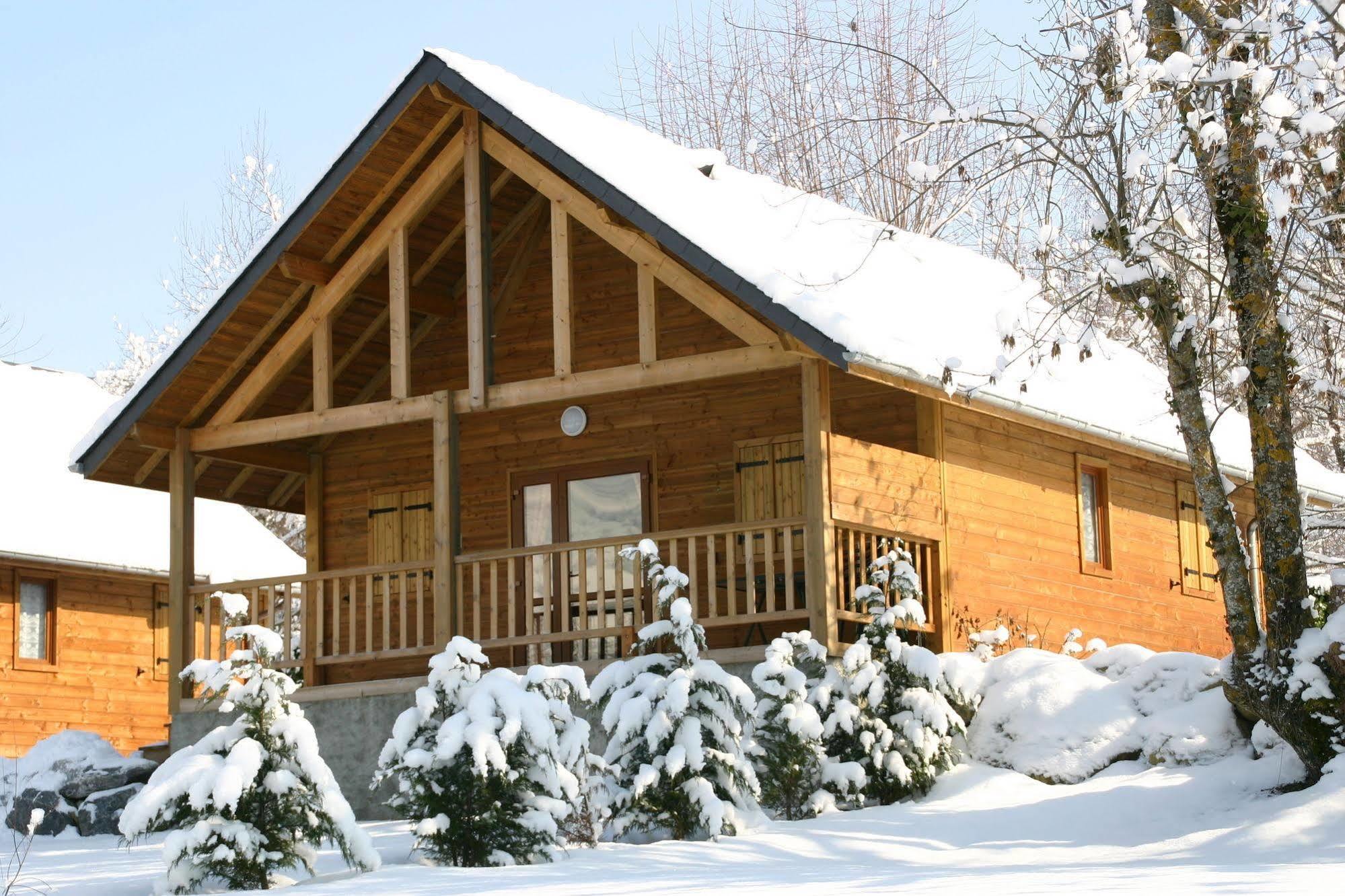 Chalets Du Lac Arcizans-Avant Exterior photo